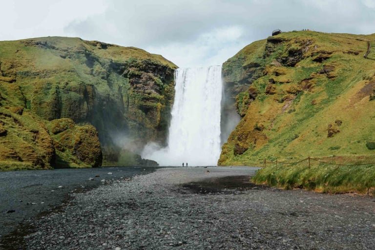 Services fine estate in islanda 3 768x512